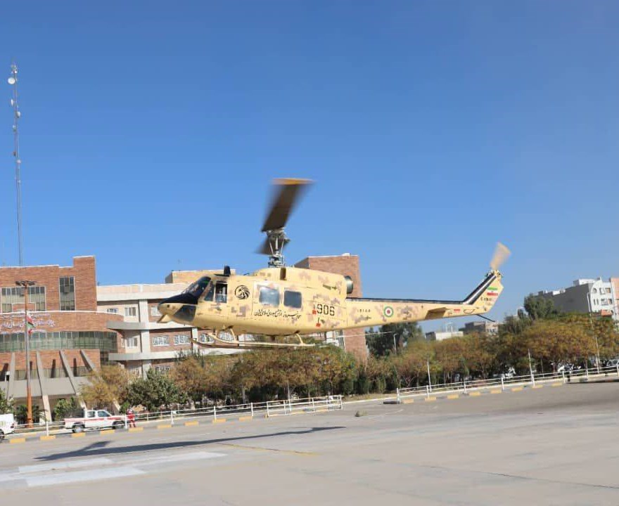 🚁 عملیات هوایی اورژانس برای نجات مصدوم حادثه جاده‌ای در محورسیرجان-بندرعباس